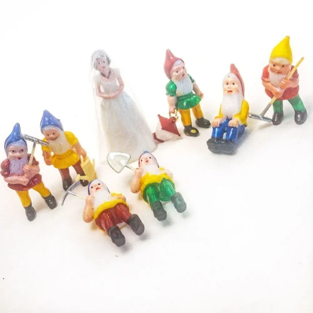 1940’s VTG Disney Snow White & The Seven Dwarfs Plastic Cake Toppers
